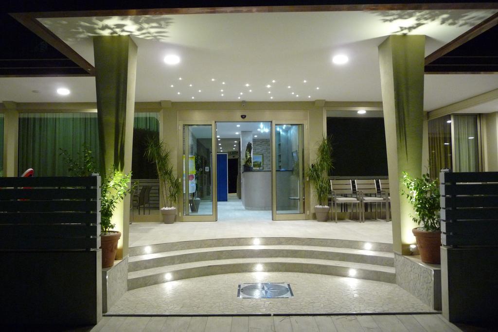Hotel Riz Cervia Exterior photo